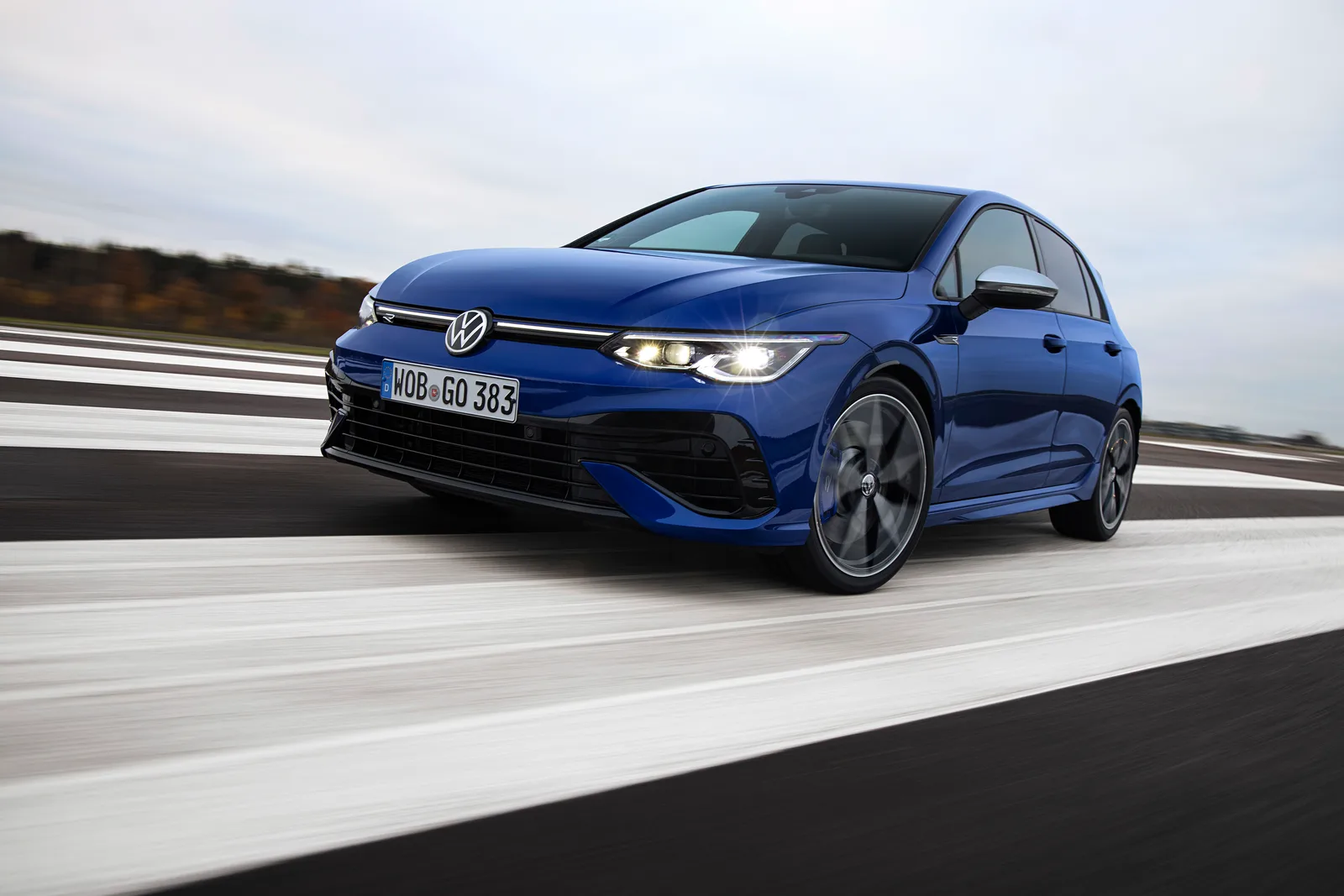 Tin mới từ Volkswagen Nha Trang: VW Golf 1.5 eTSI: ‘Làn gió’ mới cho giới chơi xe thể thao đô thị ở Việt Nam